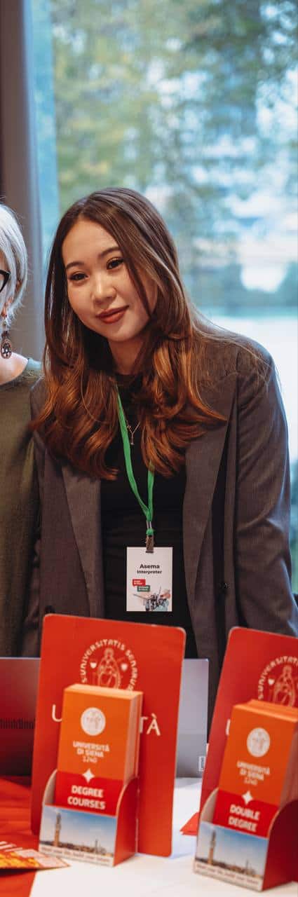 Асем Кужанова